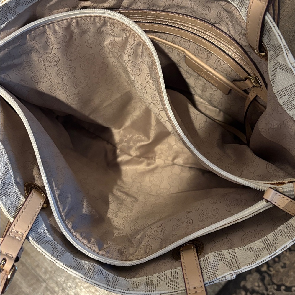 Michael Kors Monogram Tote - Picture 6 of 12